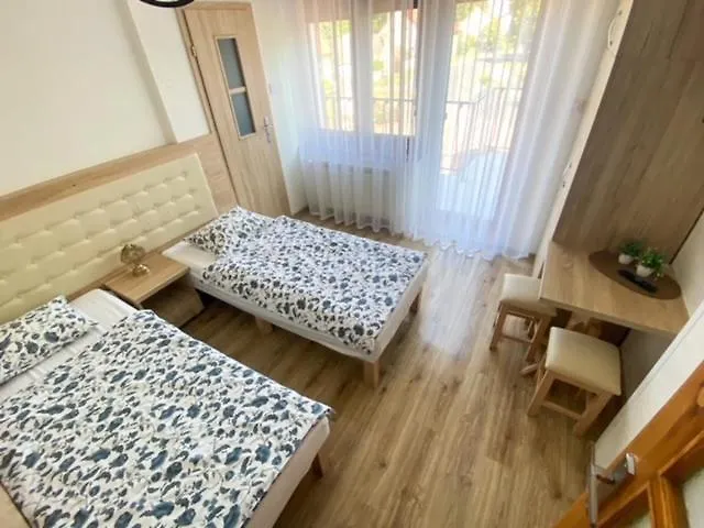 Guest house Goscinne Anna 3*